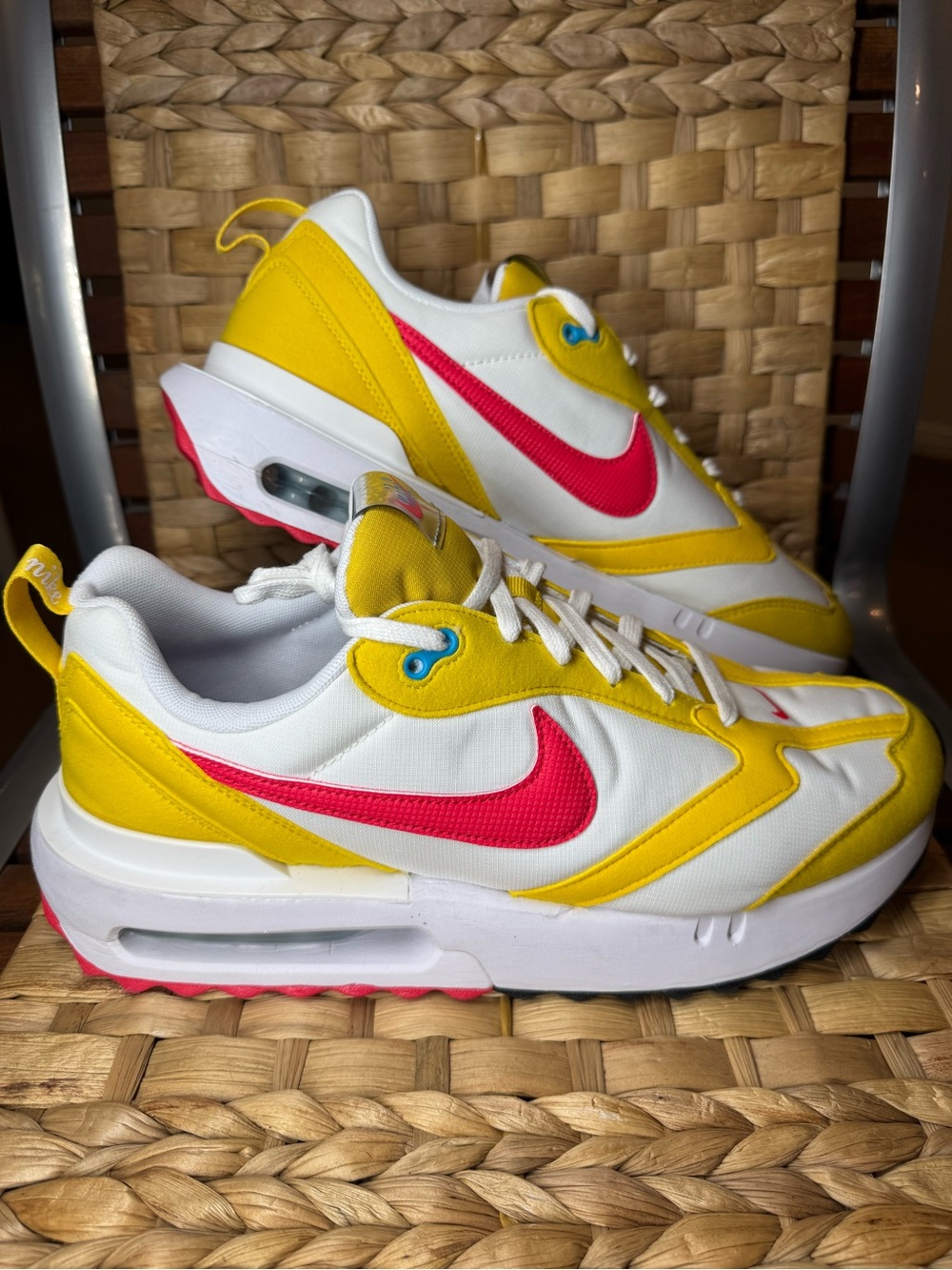 Nike Air Max Dawn Mens 11.5 Vivid Sulfur Siren Red Minor Flaws at Tabs and Soles